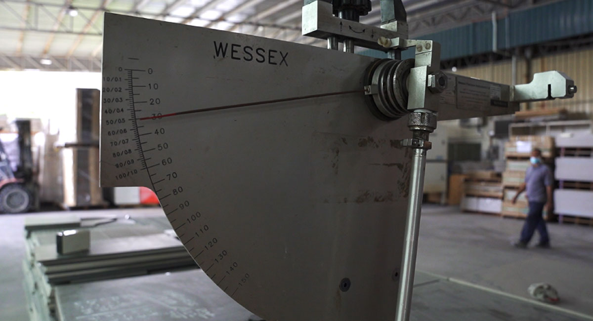 Chống trơn trượt R10-R12